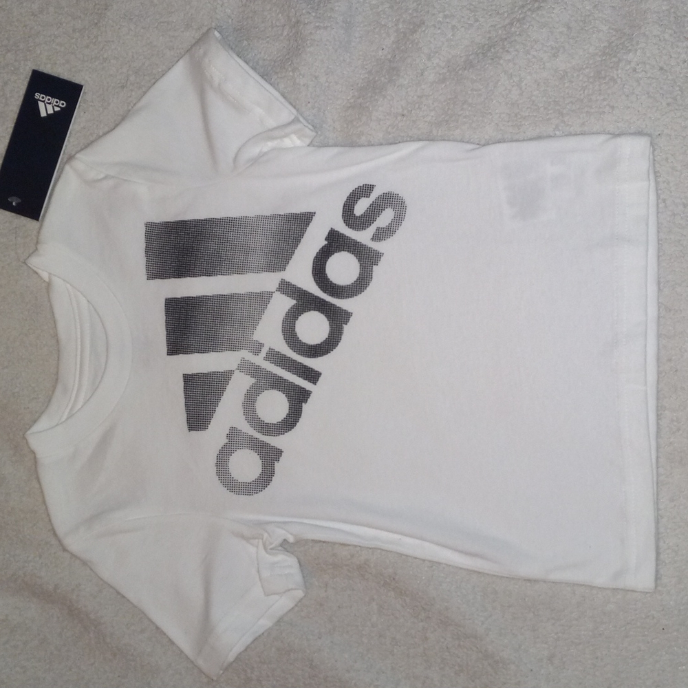 Adidas t-shirt
